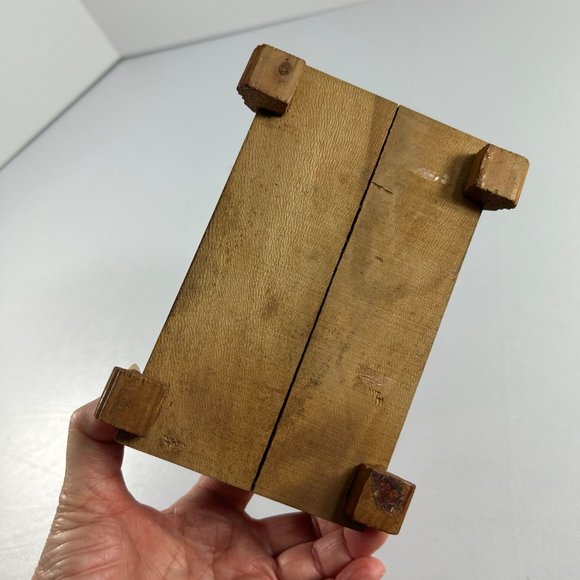 Small Dovetailed Footed Wood Trinket Jewelry Box Beach Sandcastle Ocean Child - Picture 7 of 8